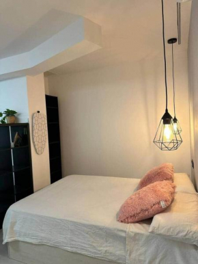 Moderno Estudio en el Centro de Valencia